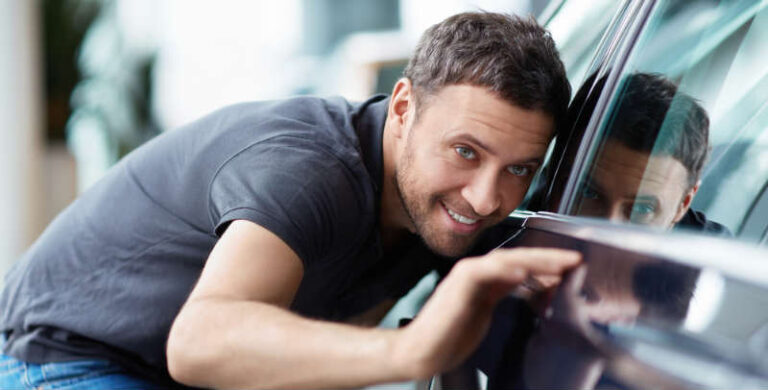 Poles not keen on new car purchases