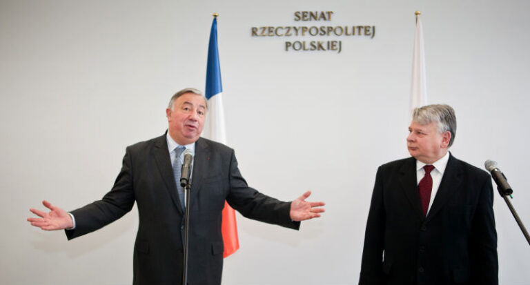 Senate greenlights referendum package
