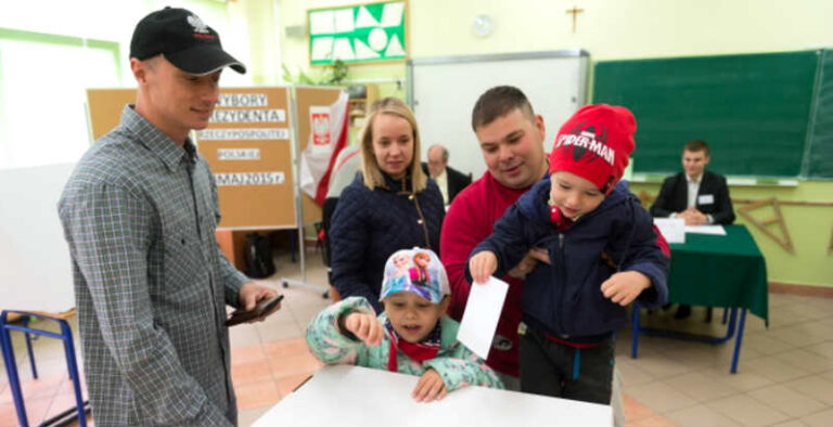 Third of Poles want change in voting system