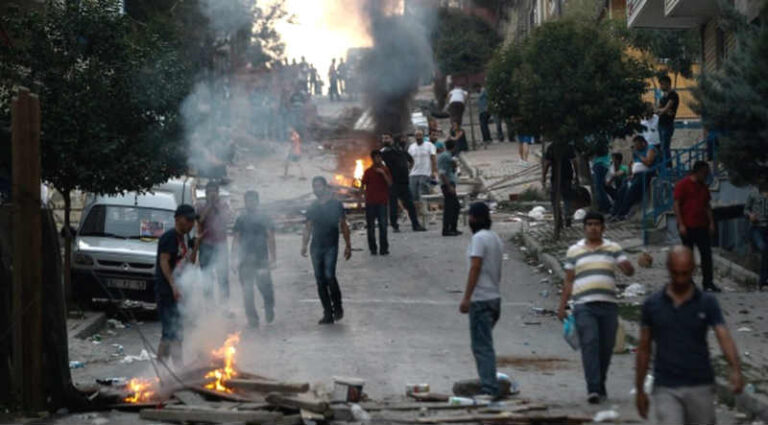 Foreign Ministry warns against holidays in Turkey