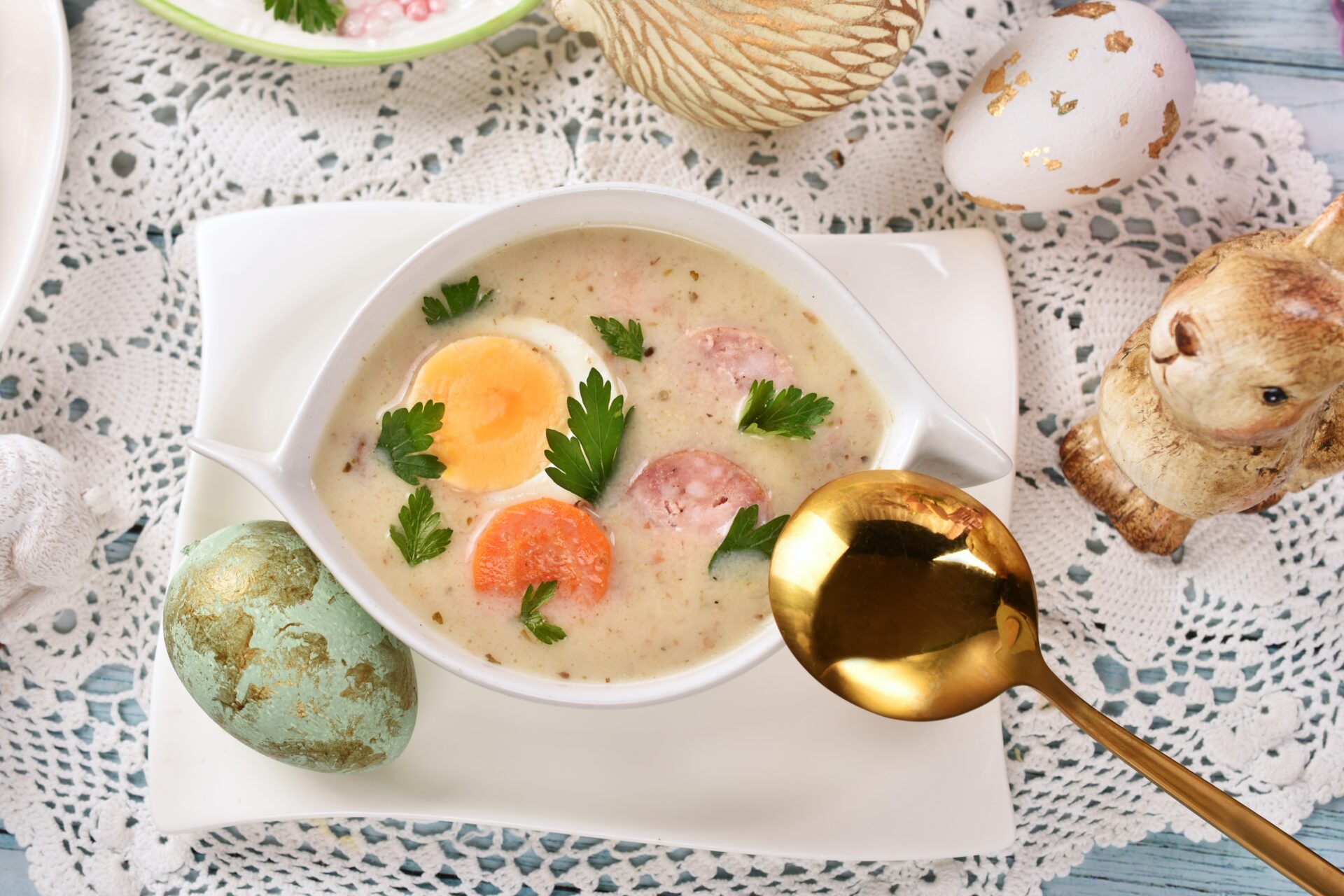 Przepis na żurek wielkanocny w UK. Foto shutterstock.com