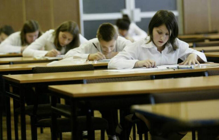Polish pupils begin end-of-school 'Matura’ exams