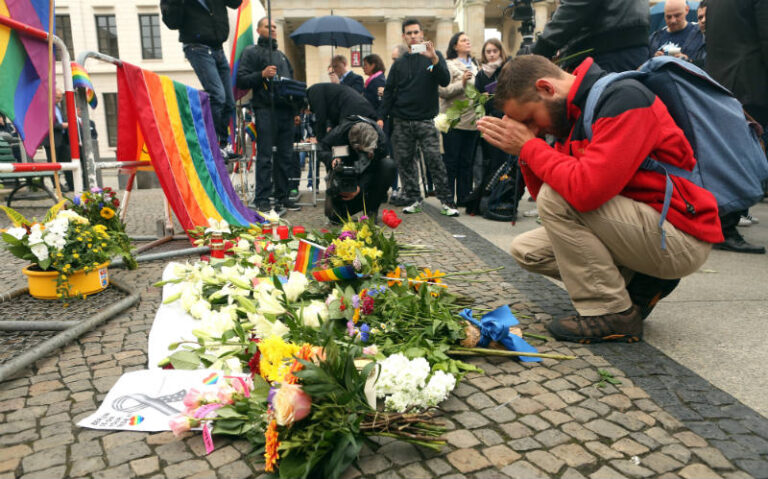 Polish foreign minister extends condolences over Orlando shooting
