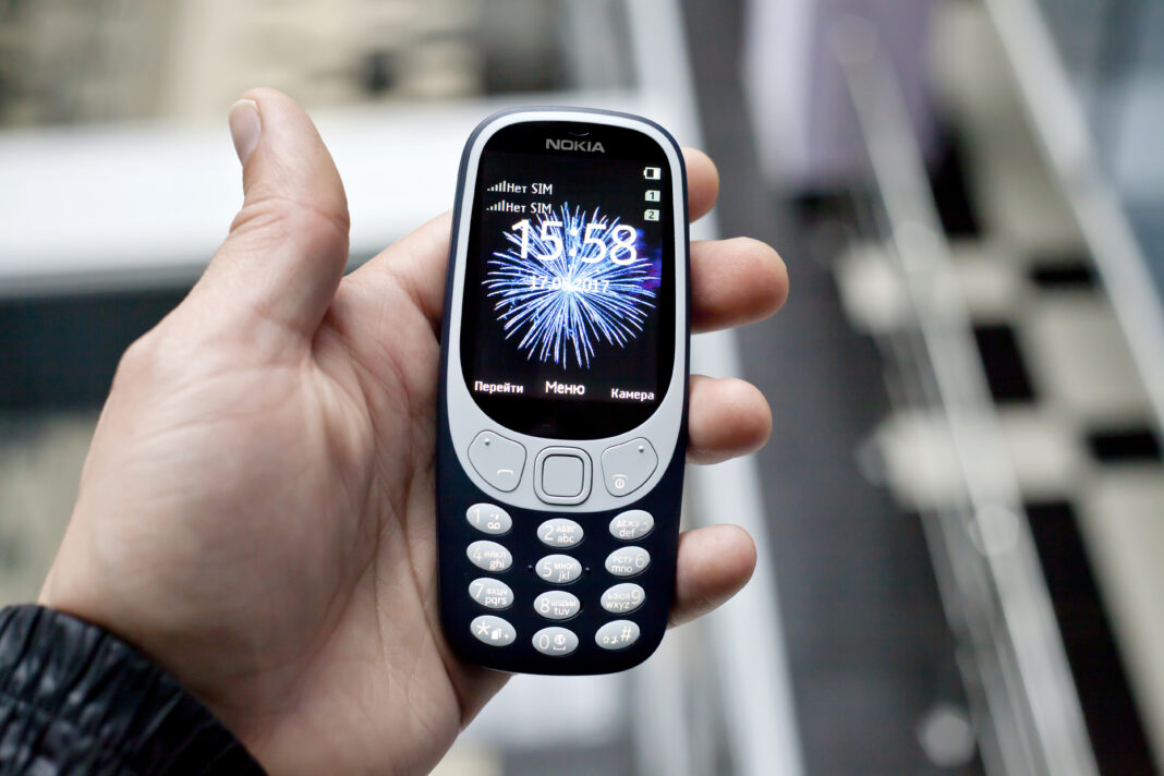 Wznowiona wersja modelu Nokia 3310. Foto: shuttterstock.com
