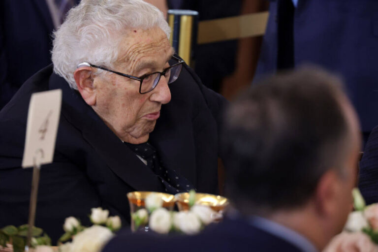 China Welcomed Henry Kissinger as an „Old Friend”