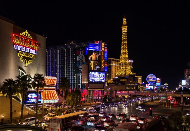 How Online Casinos Promote Safe Gambling