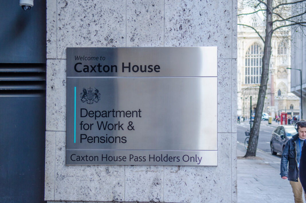 Ministerstwo Pracy i Emerytur czyli Department for Work and Pensions (DWP) jest organem odpowiedzialnym za system emerytalny oraz wsparcie socjalne. Foto: Shutterstock