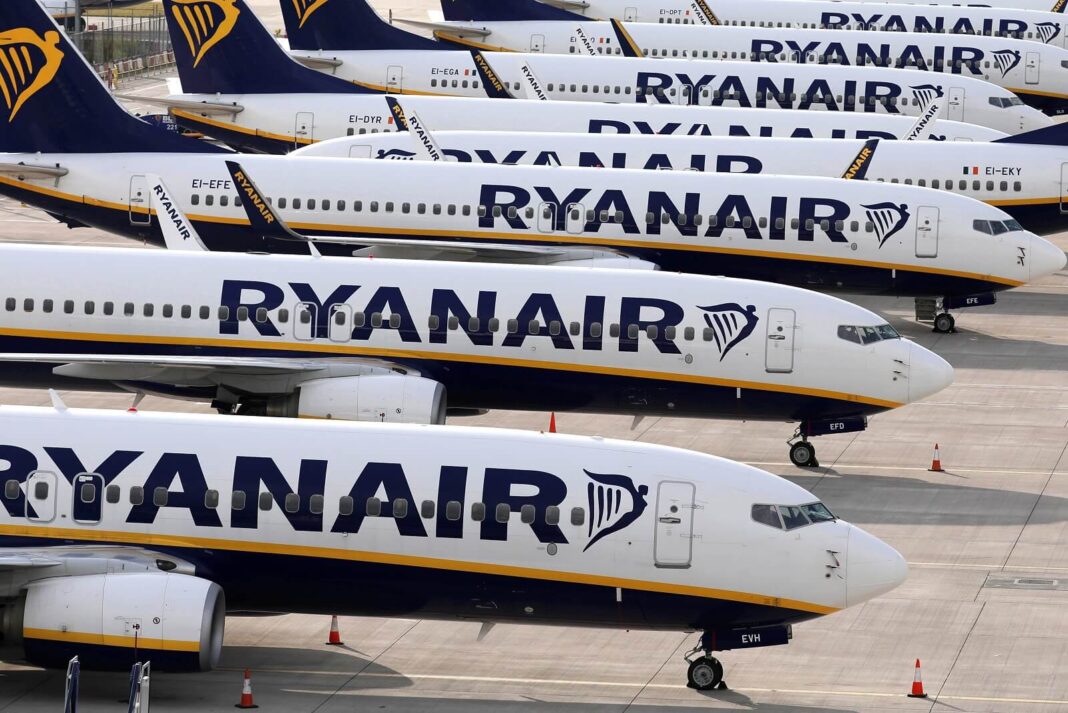 Ryanair likwiduje 14 tras z Dublina