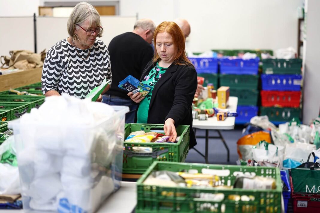 Universal Credit jest niewystarczający dla samotnych rodziców