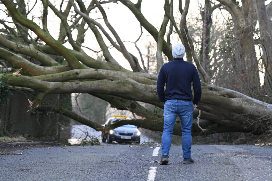 Storm Éowyn szaleje w Irlandii i UK