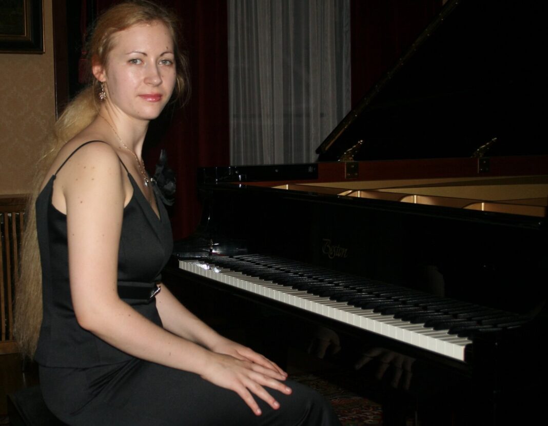 Recital pianistyczny w Ambasadzie RP w Londynie, Agnieszka Pluta