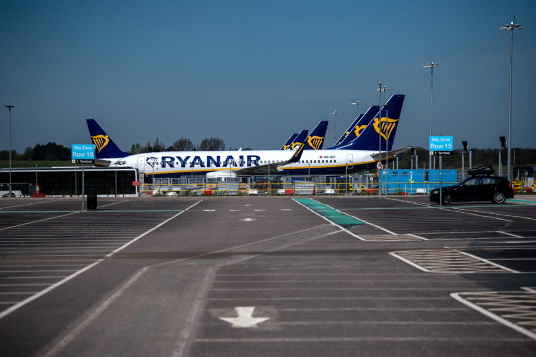 Ryanair usunął pasażera z pokładu samolotu. Incydent na pokładzie