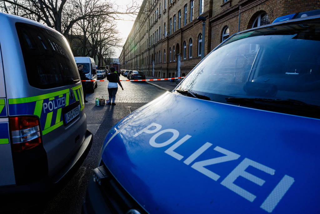 Polak zaatakowany nożem we własnym domu w Holandii