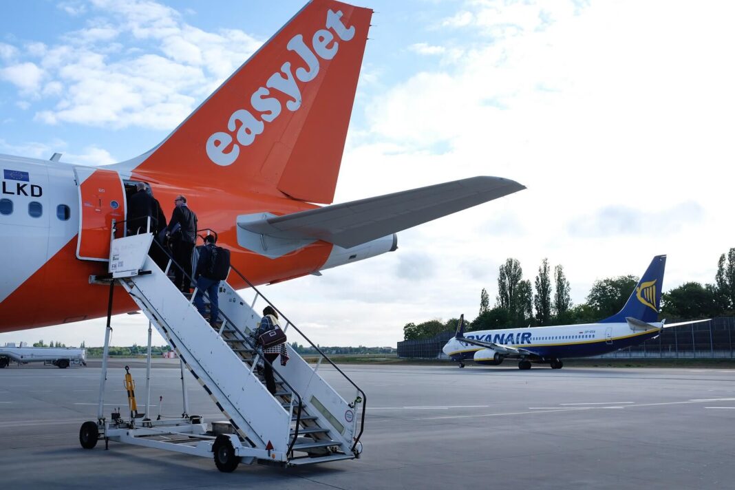 Jak wypadają względem siebie easyJet i Ryanair