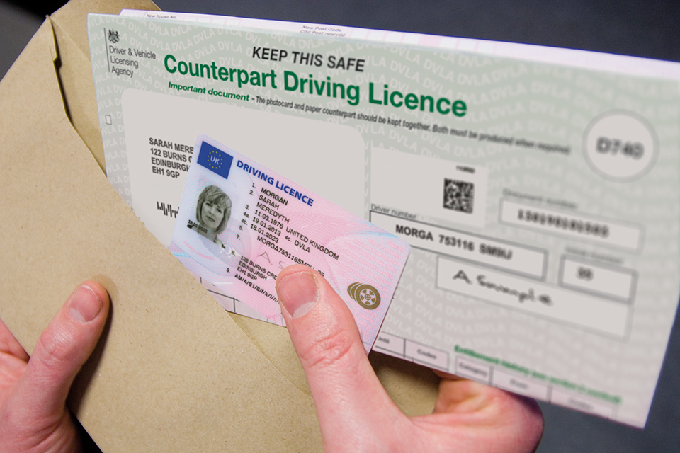 Rewolucja dla kierowców w UK: cyfrowe prawo jazdy w Twoim smartfonie. Photo DVLA