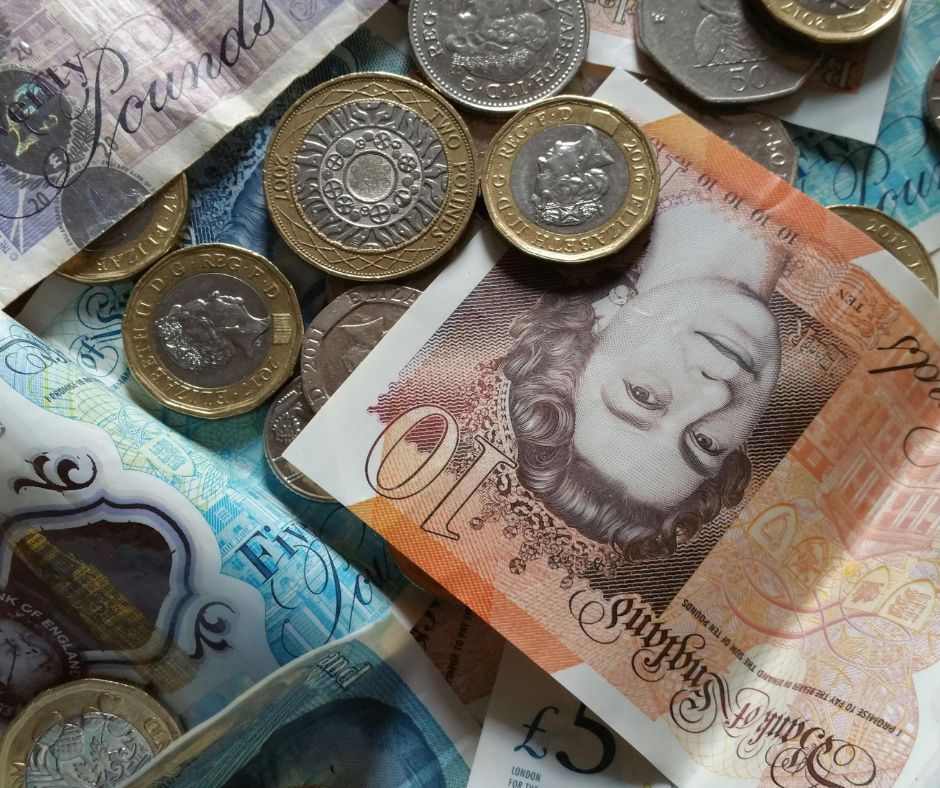 Polacy w UK zarabiają więcej niż Brytyjczycy?
