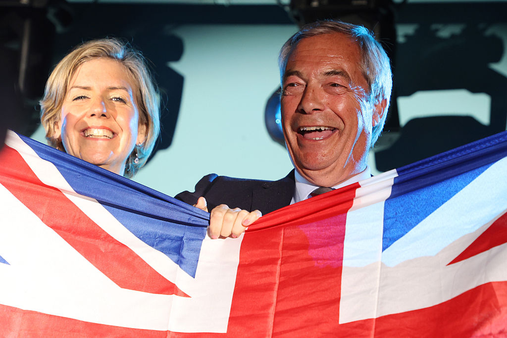 Sukces skrajnej prawicy w wyborach w UK. Reforma UK