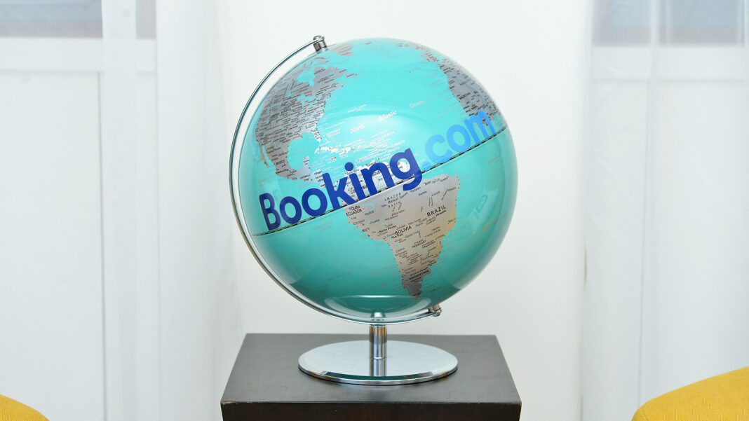 Popularne oszustwo booking.com może sprawić, że stracisz tysiące funtów fot. Noam Galai/Getty Images for Booking.com