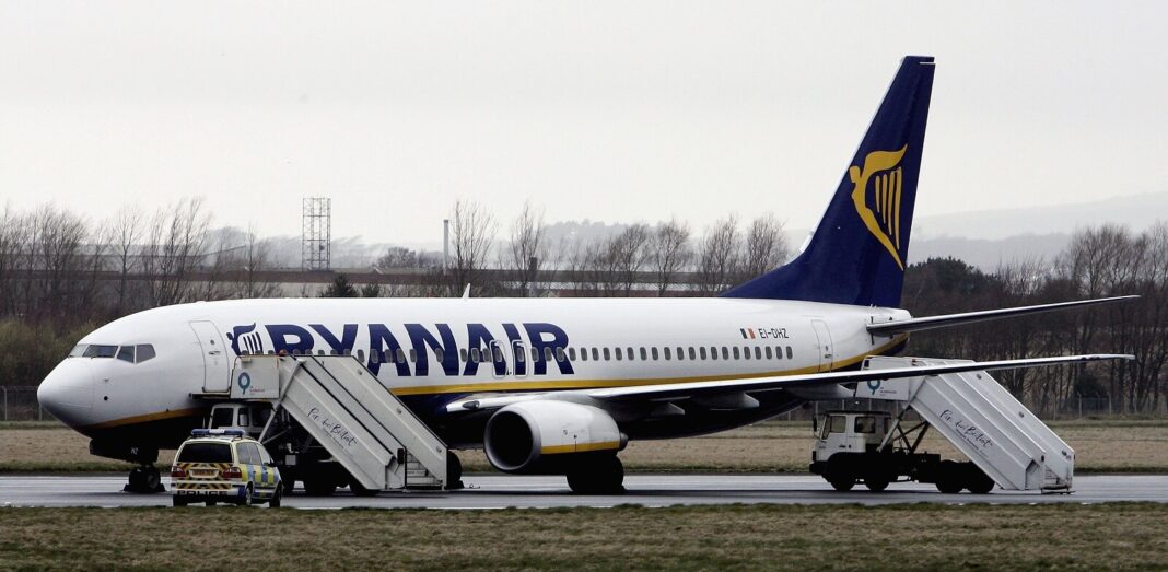 Nieznośnych pasażerów będą czekały kary w Ryanairze