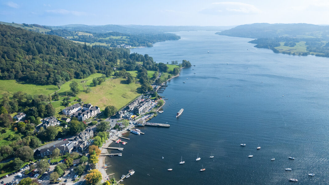 Jezioro Windermere, największe jezioro w Anglii, jest katastrofalnie zanieczyszczone fot. Shutterstock