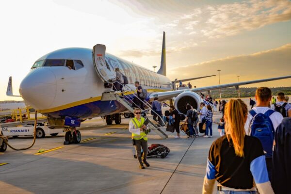 Ryanair organizuje wyprzedaż w związku z dodaniem nowych tras