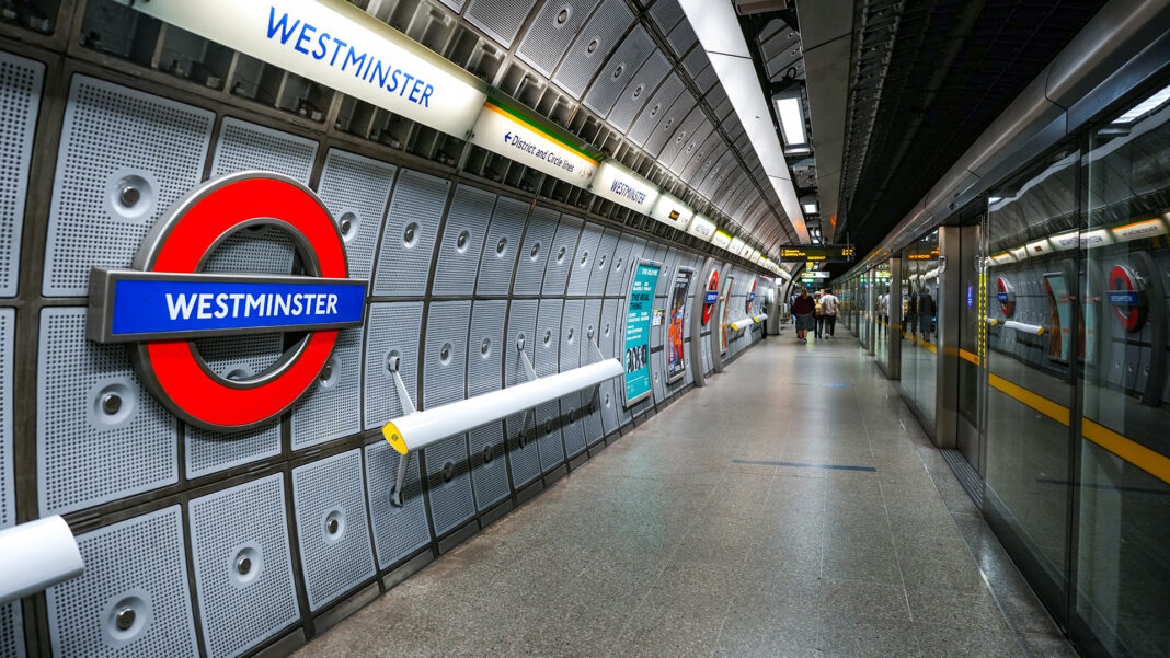 Strajki w Londynie. Metro stanie na kilka dni fot. Shutterstock