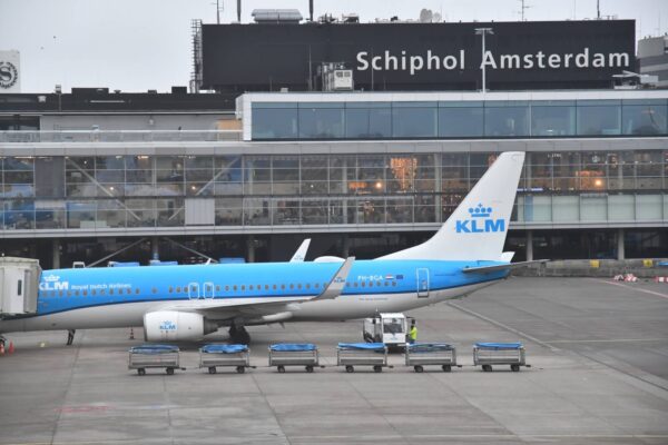 W środę, 24 września lepiej sprawdzać na bieżąco informacje dotyczące lotów do i z lotniska Schiphol