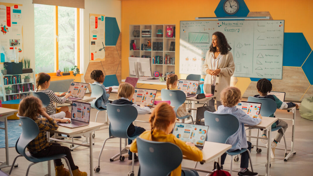 Od przyszłego roku w Irlandii obowiązywać będzie nowy program nauczania fot. Shutterstock