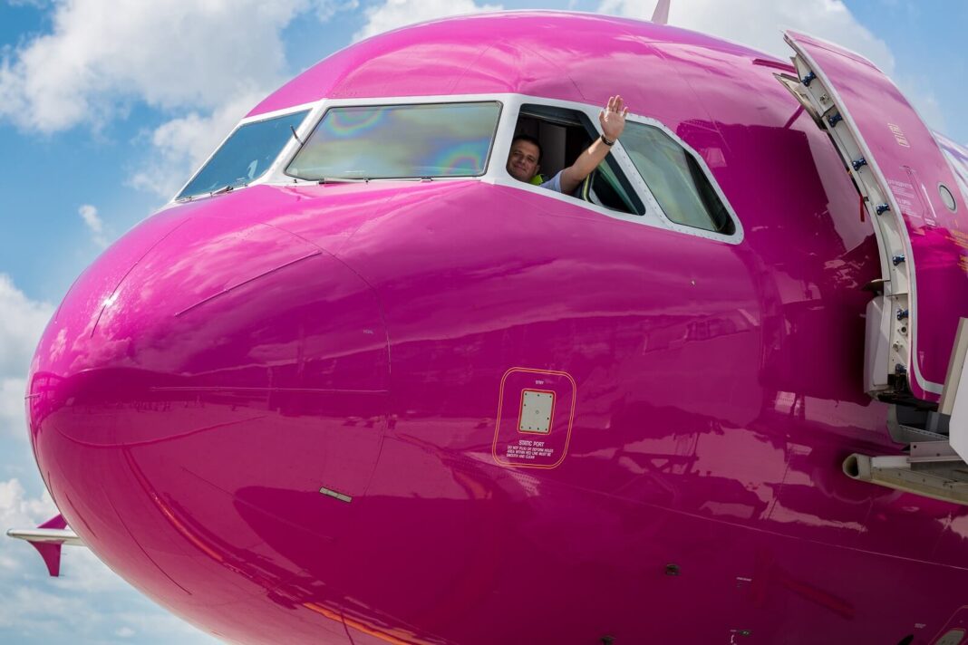Wizz Air rekrutuje oferując szkolenie i wynagrodzenie