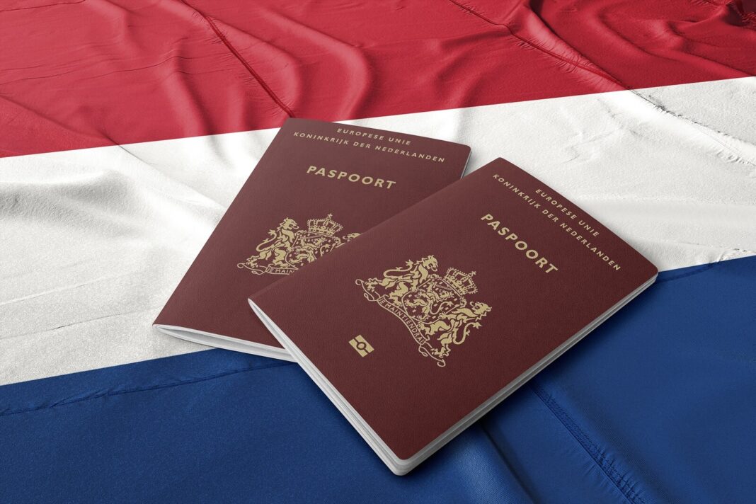 Coraz trudniej będzie imigrantom otrzymać holenderskie obywatelstwo