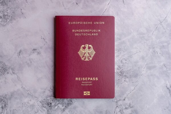 Rząd utrudnia imigrantom uzyskanie niemieckiego paszportu