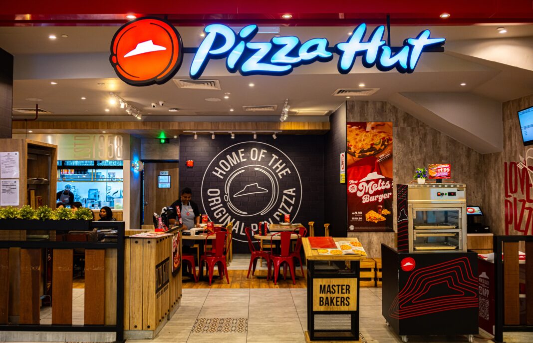 Restauracje Pizza Hut znikają z mapy Wielkiej Brytanii. 68 lokali w likwidacji!