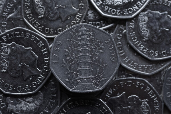 50 pensów warte setki funtów? Sprawdź, czy masz te monety w portfelu