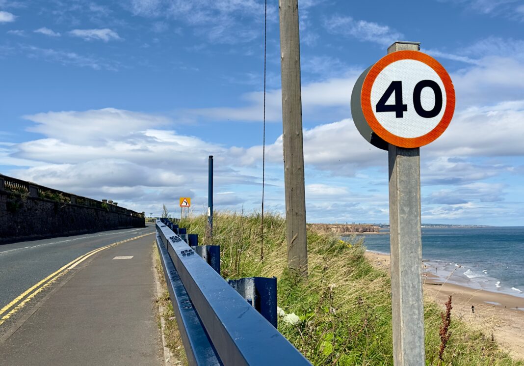 Mandat na autostradzie za 40 mph dla tysięcy kierowców! Dynamiczne ograniczenie prędkości to koszmar kierujących