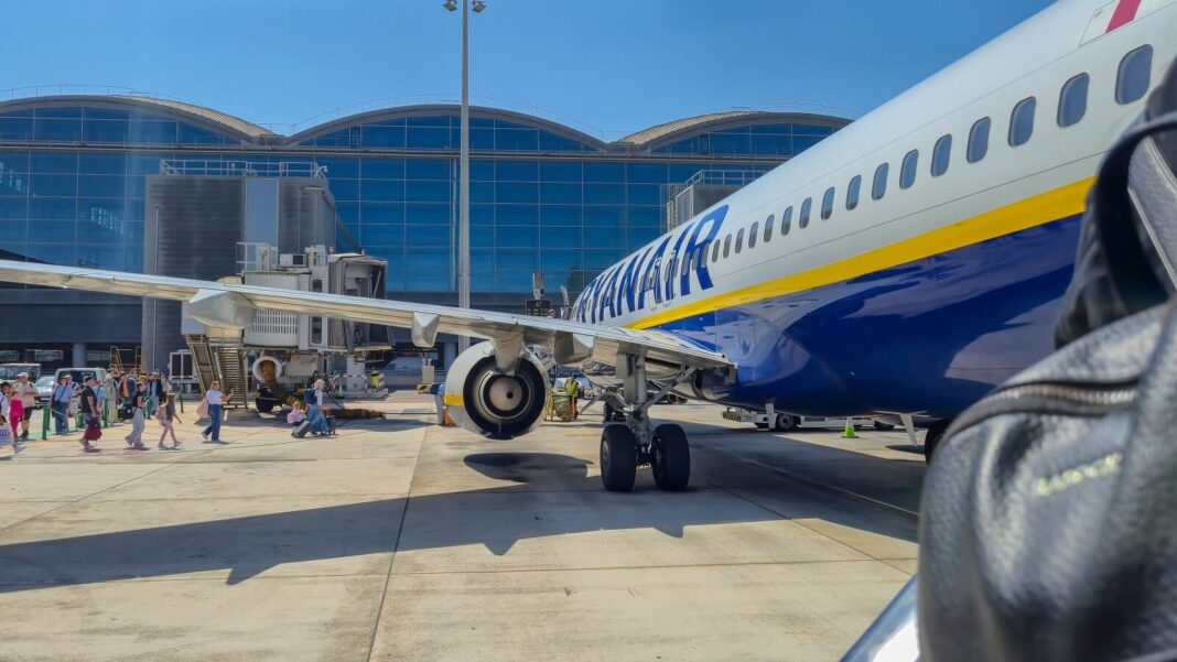 Wycofanie kart pokładowych może zaszkodzić irlandzkim liniom lotniczym