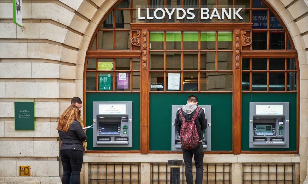 Masowe kontrole kont świadczeniobiorców