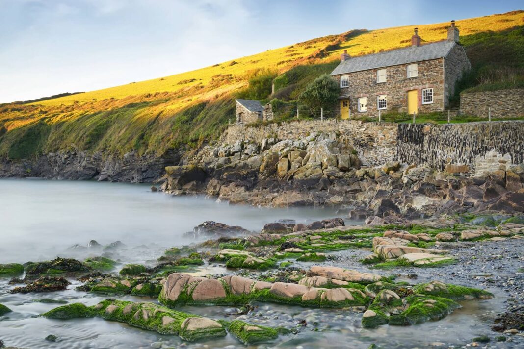 Wśród ofert pracy pojawiła się oferta dla podróżników