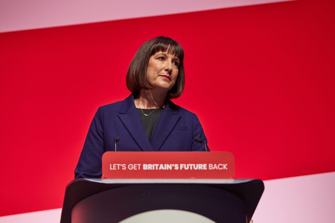 Niepokojące wystąpienie Kanclerz Skarbu. Czy oznacza podniesienie podatków w nadchodzącym budżecie?