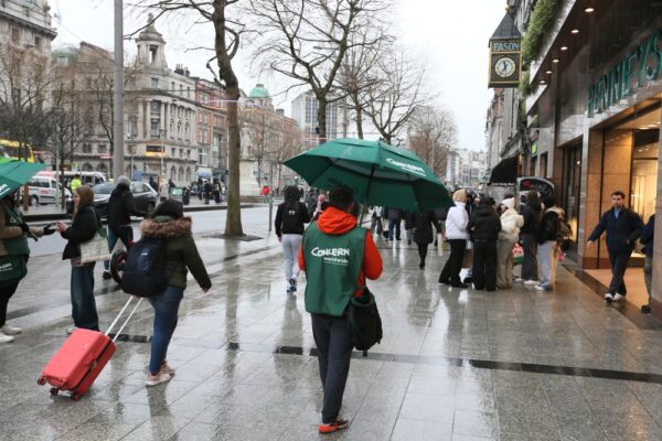 Zasady łączenia rodzin. Aktualne przepisy, czyli długie oczekiwanie i surowe wymogi