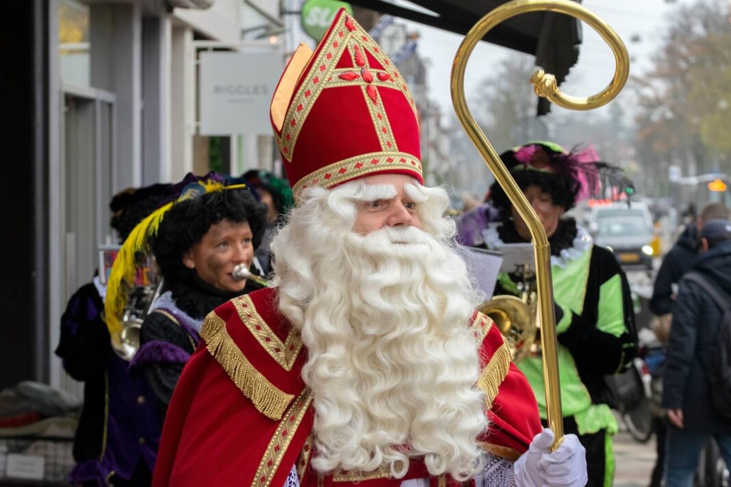 Do holenderskich tradycji świątecznych należy Sinterklaas