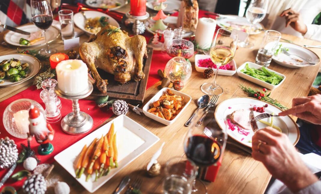 Kolacja świąteczna w konkurencyjnych cenach w supermarketach