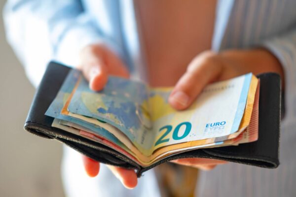 Rząd wprowadzi korzystną zmianę dla osób o niskich dochodach