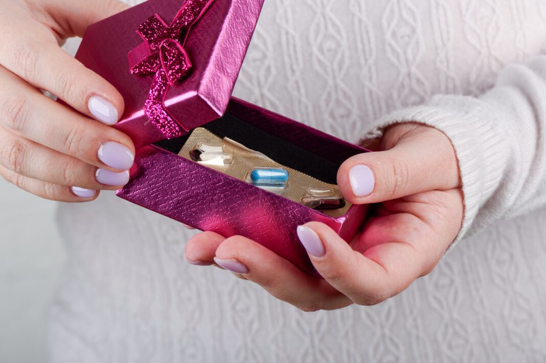 Witaminy i suplementy to praktyczny prezent nie tylko na święta.