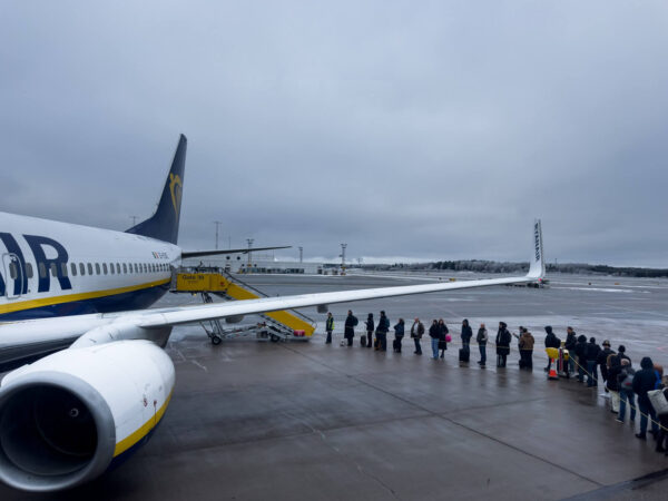 Mimo czterogodzinnego opóźnienia spowodowanego pogodą nie wpuszczono pasażera na pokład