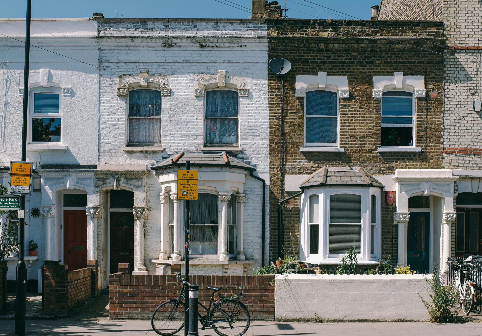 Przeciętny landlord w UK płaci coraz wyższe podatki. Foto: Pexels Huy Phan