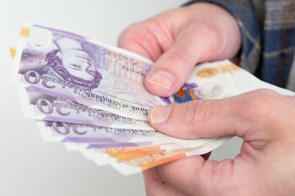 Czy Rachel Reeves zatrzyma podwyżki cen w sklepach? 