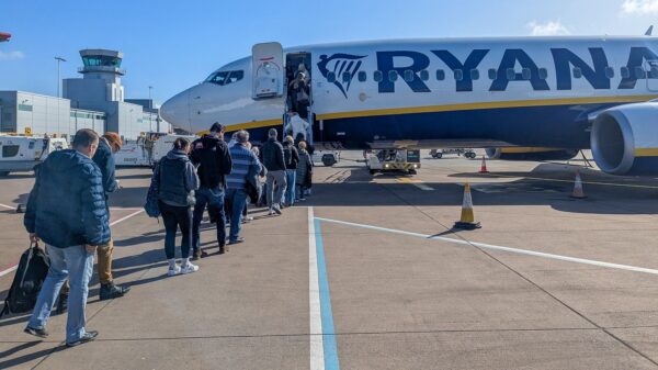 Przez restrykcyjne przepisy imigracyjne, coraz mniej obcokrajowców chce osiedlać się w Wielkiej Brytanii