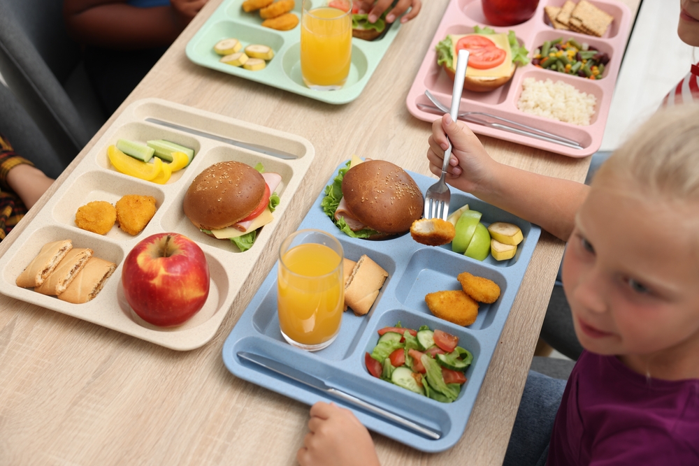 Bezpłatne kluby śniadaniowe w Londynie. Szkoły, w których Twoje dziecko zje zdrowy posiłek