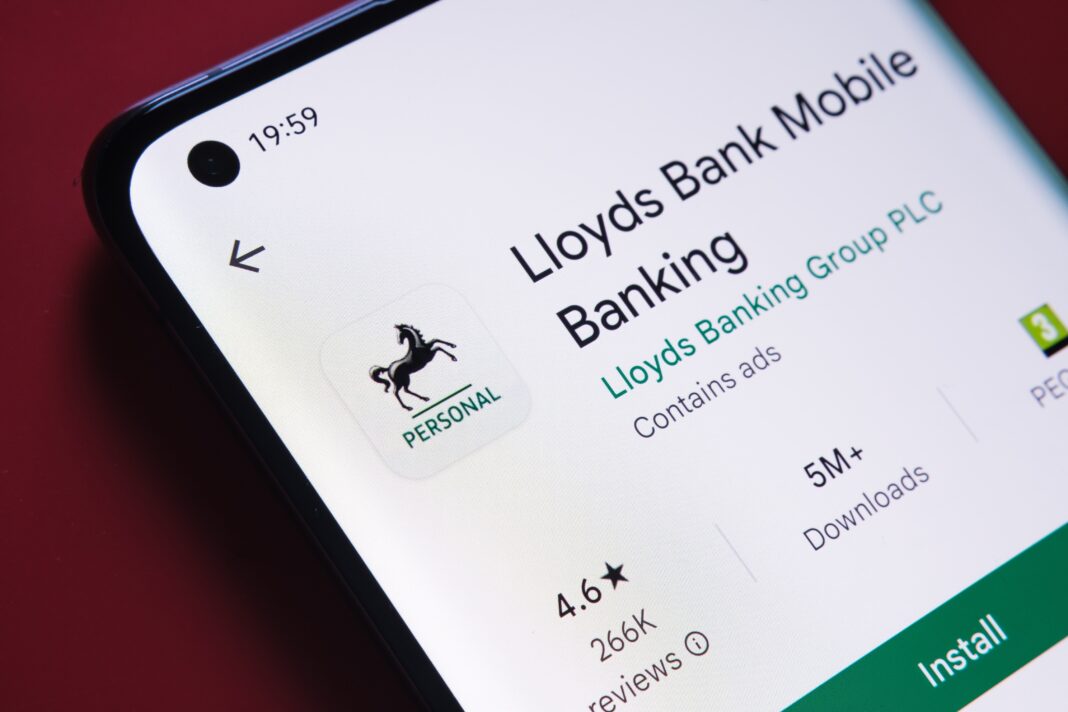 Dzisiejsza awaria aplikacji bankowej spowodowała ujawnienie danych wrażliwych wielu osób!