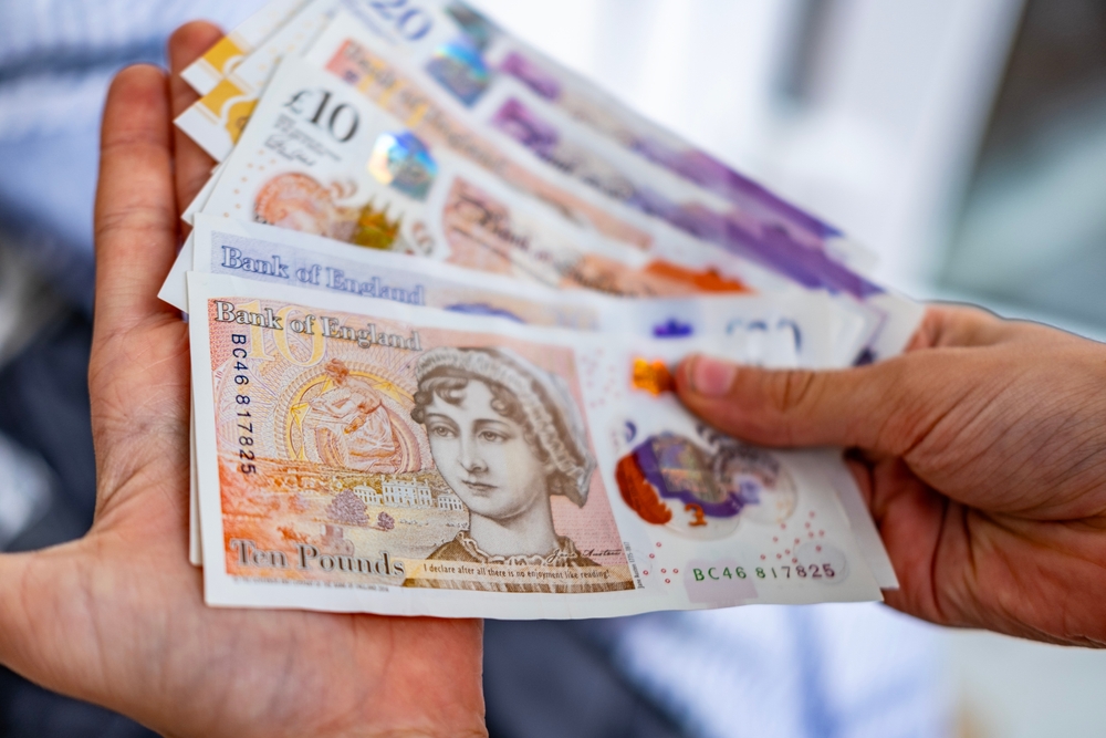 Churchil i Austen znikną z funtów. Co pojawi się na banknotach?
